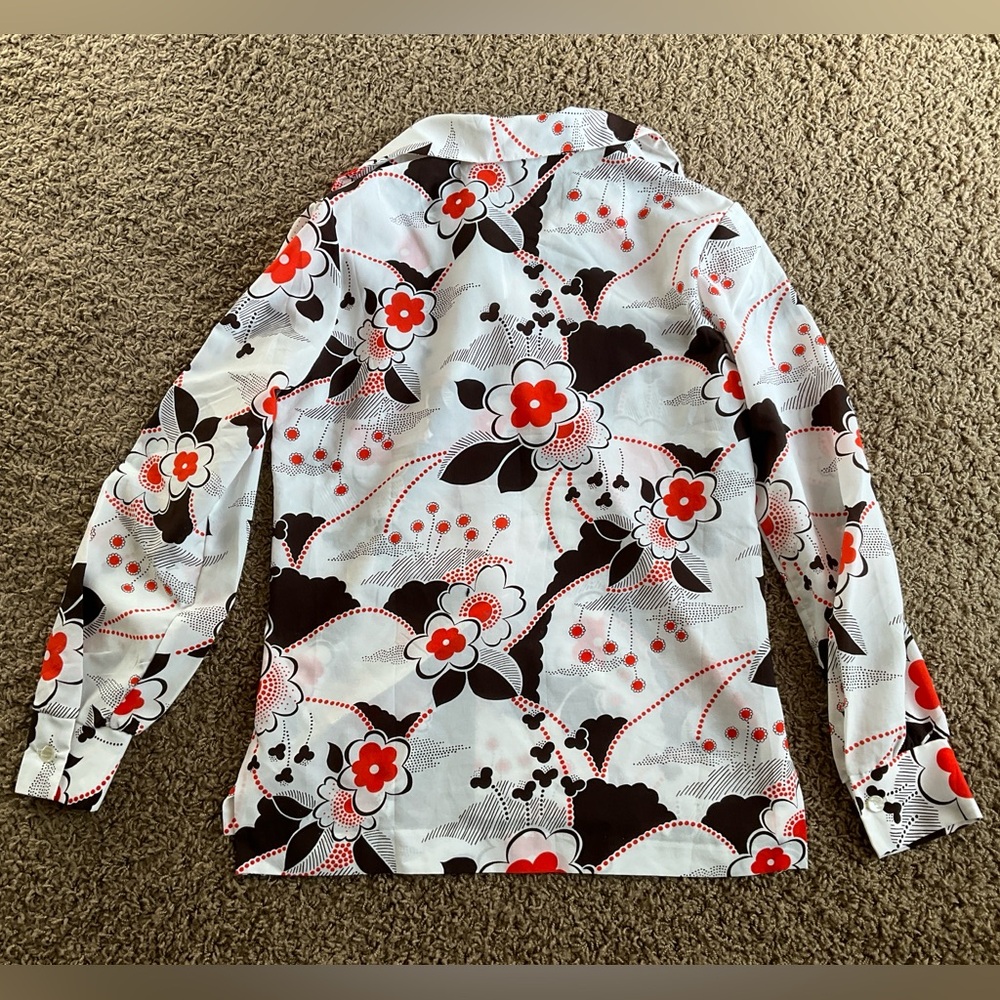 Genuine Vintage 70’s Long Sleeved Button Down Floral Shirt, Dagger Collar, L-XL - Picture 6 of 9